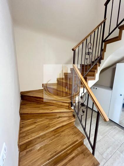 Duplex 4 camere, 120 mp utili teren 330 mp Moșnița Nouă Cartier Europa