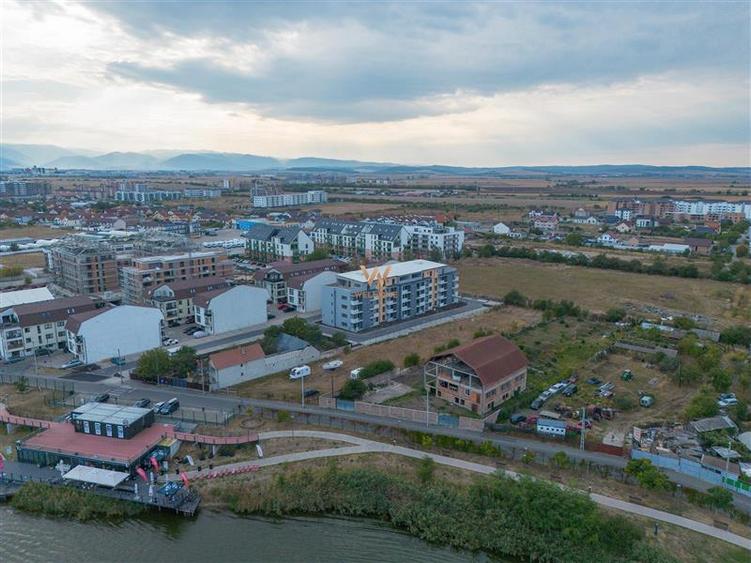 Apartament 2 camere la cheie + curte proprie, bloc nou