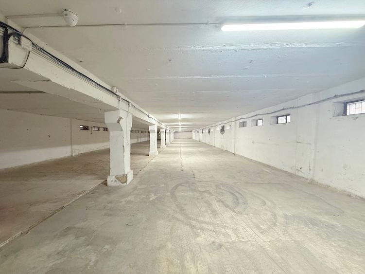 Spațiu industrial de închiriat – 1.690 mp, acces TIR- zona Fratelia