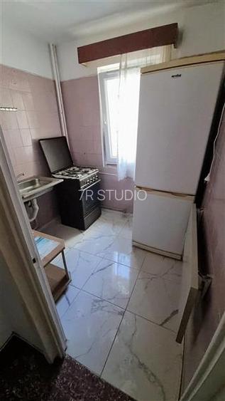 Vanzare apartament 2 camere Teiul Doamnei - 7