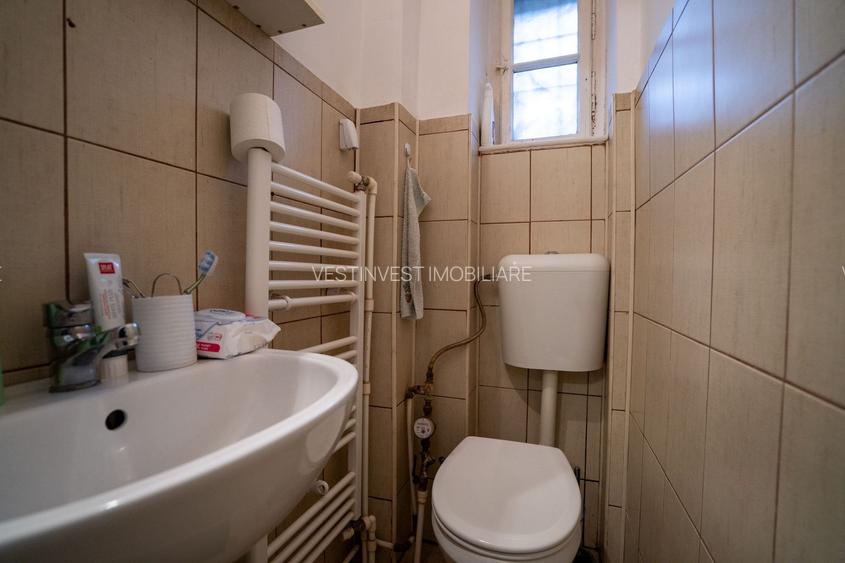 Apartament central de vânzare – la curte comună - Oradea - 7
