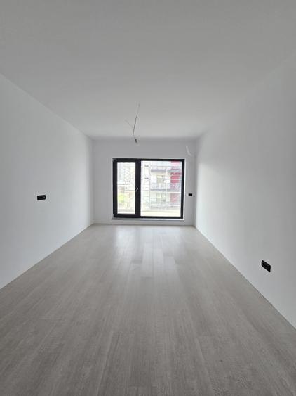 Apartament 4 Camere cu Curte la 15 Min Metrou Nicolae Teclu Bloc Nou Finalizat