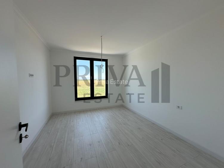 Casa insiruita, bucatarie inchisa, 3 camere, 2 bai, Giroc - 13