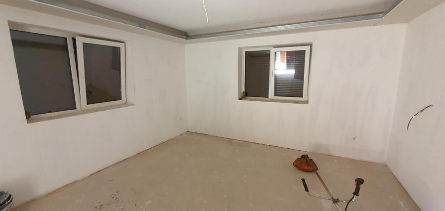 De vânzare o proprietate imobiliare, situata în Remeți pe Someș (Mireșu Mare)