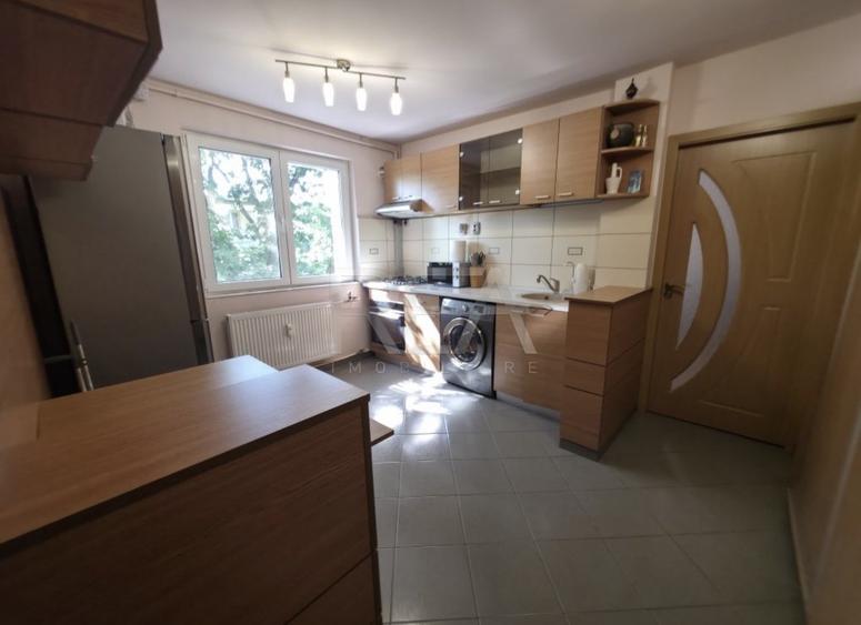Apartament 3 Camere | Metrou Crângași | Etaj Intermediar