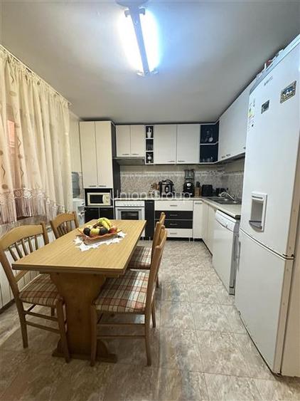 Pensiune cu 15 camere in Mamaia Nord - Business la Cheie - 7