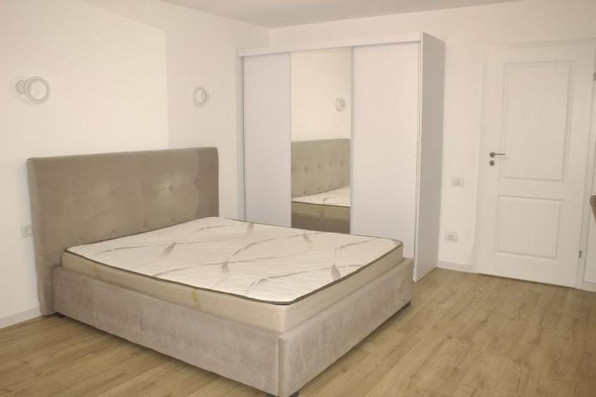 Investie garsoniera etaj 5 zona metrou Favorit