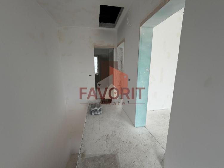 Triplex in Sacalaz | Finisaje premium | 3 camere | Asfalt | 2 terase