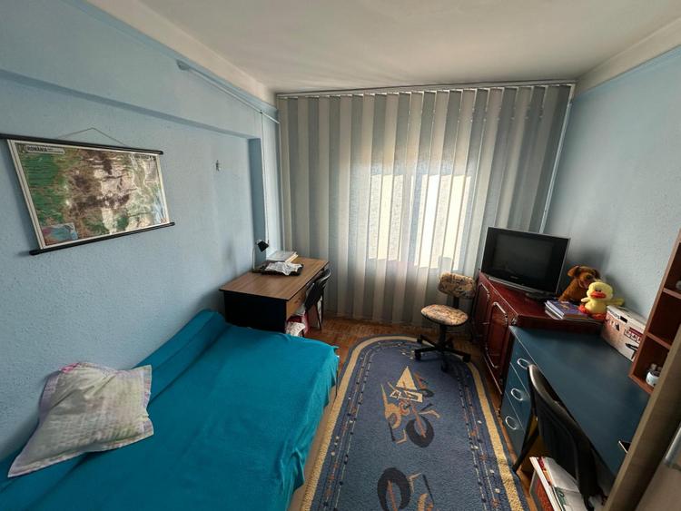 Apartament de vanzare, Sud, 3 camere