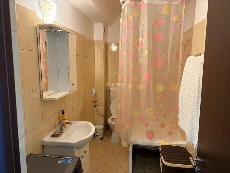 Apartament 3 Camere Auchan Titan, 72 MP, Bloc Linistit, Etaj 1 - 12