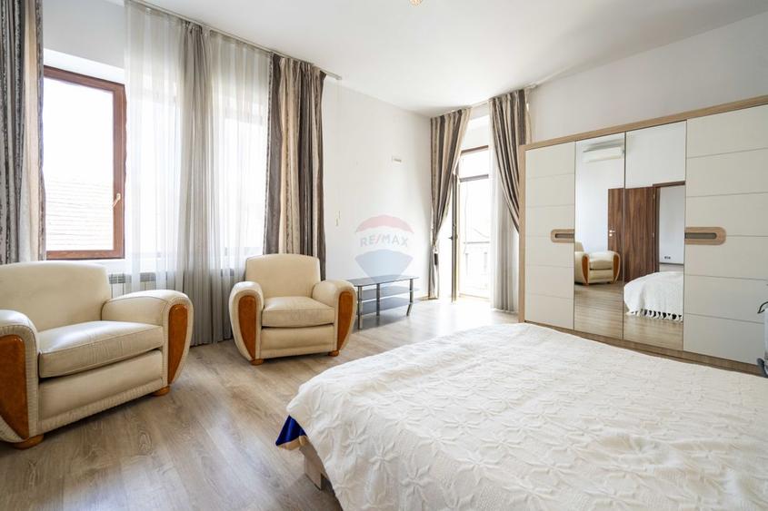 Apartament cu 2 camere de vânzare central pe str. Evreilor Deportați