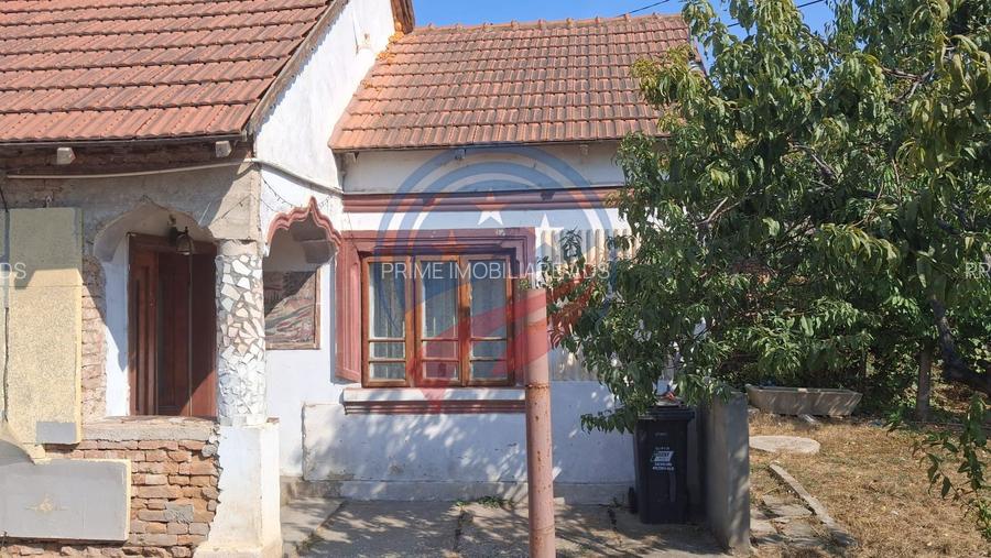 Casa 3 camere, teren 736 mp, de vanzare în Bailesti
