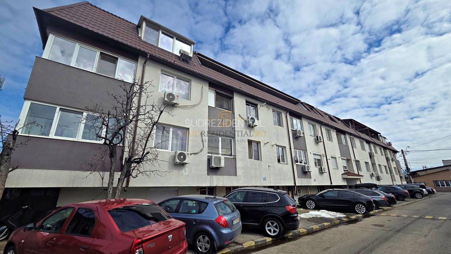Apartament 3 camere, terasa generoasa, acces metrou Aparatorii Patriei - 15
