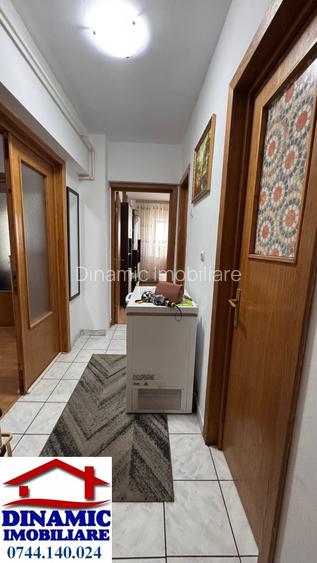 Ap. 2 cam, 63 mp, decomandat, Mihai Viteazul – 65 000 Euro - 2