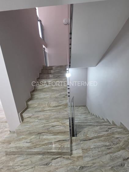 2 camere Mamaia Nord Hanul cu Peste 106000 euro - 20