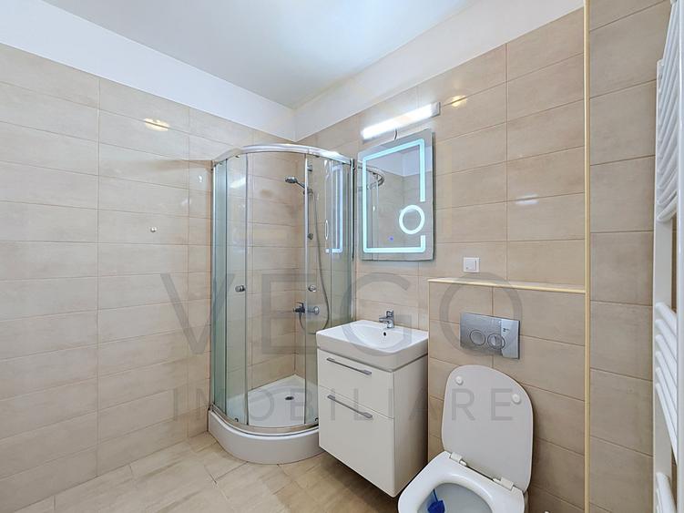 Apartament cu 2 camere, 56 mp, balcon, bloc nou, aproape de Centru