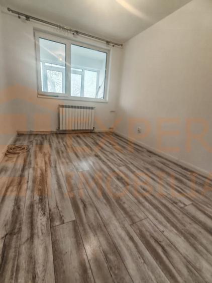 Apartament 3 Camere FAR - Constanța | Decomandat | Renovat