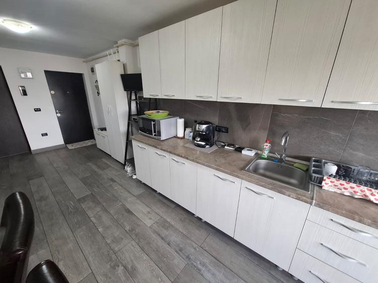 Vand apart 2 camere Dorobantilor Parneava + loc parcare ID:45598