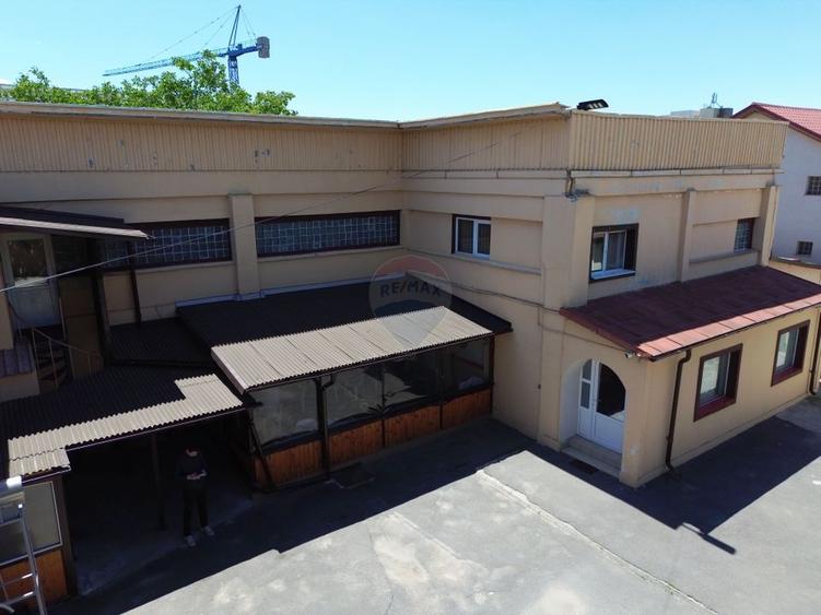 Proprietate comercială cu 14 camere | Restaurant | Teren 1238mp,Galați