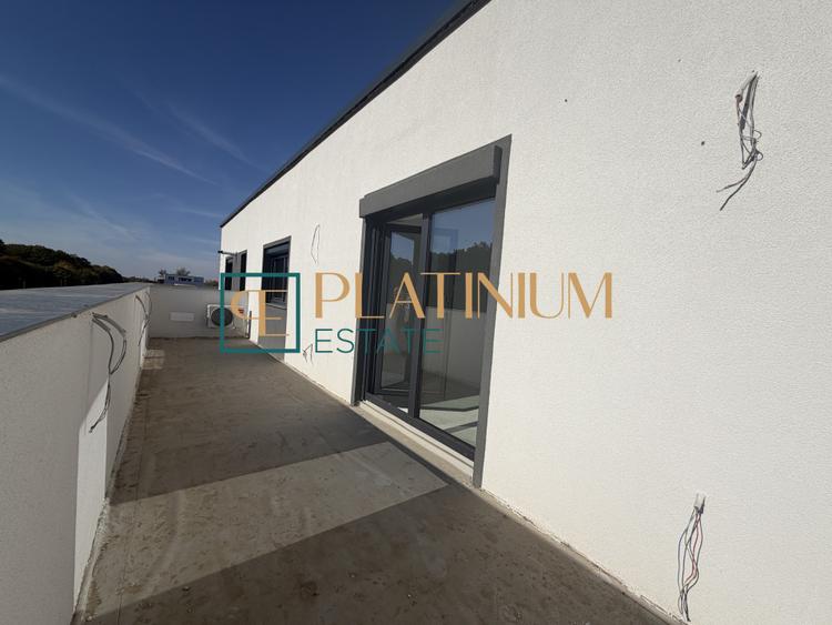 P5027 Apartament DECOMANDAT cu 3 camere zona LAC DUMBRAVITA