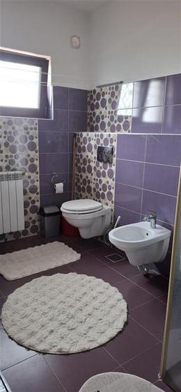 Suceava Scheia Vila P+E+M 240mp LUX mobilata si dotata complet Teren 1000mp ame