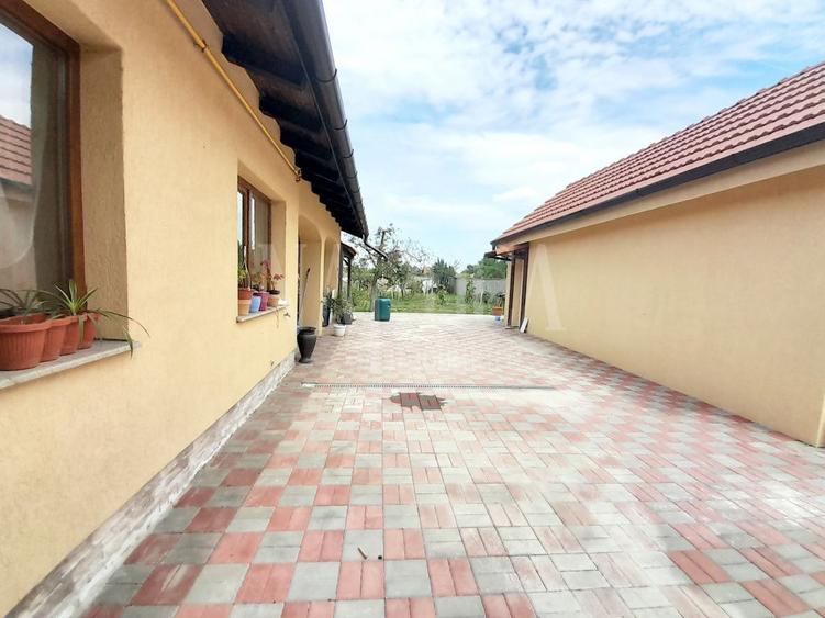 Casa 3 camere de vanzare in Episcopia Bihor Oradea, Oradea