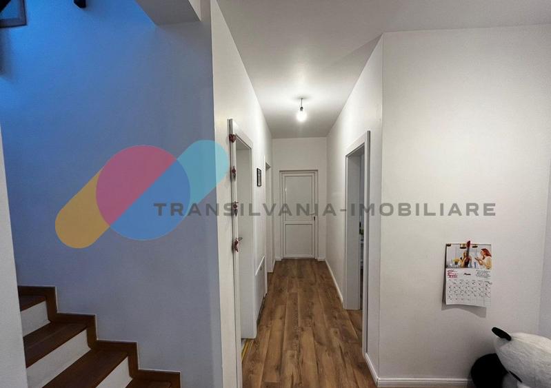 Casă tip vilă în Dezmir, 249 mp utili, zona Planoarelor