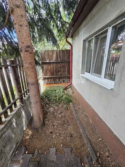 Casa Intre Lacuri, teren 321 mp, cu potential mare! - 3