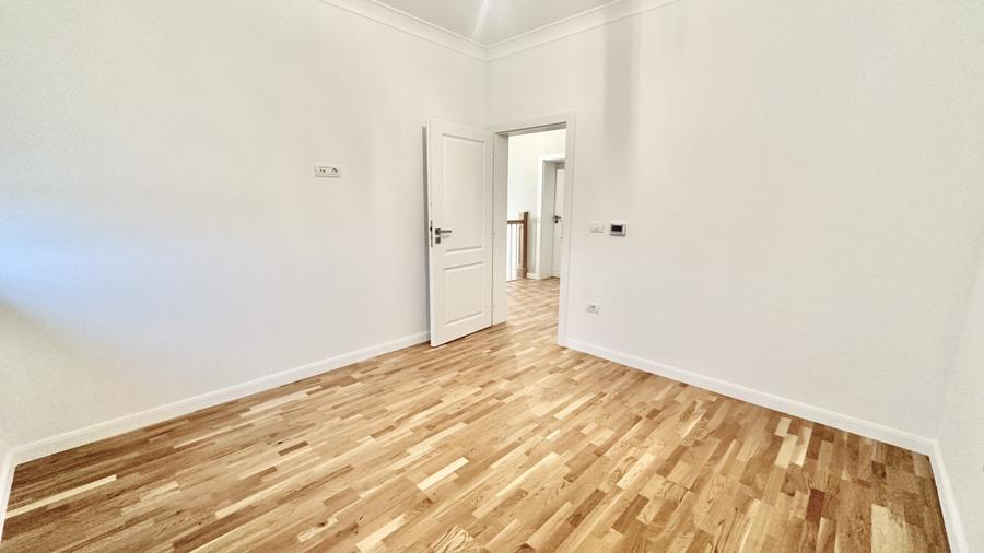 Duplex Premium cu 5 camere si teren de 360 mp in Mosnita Noua