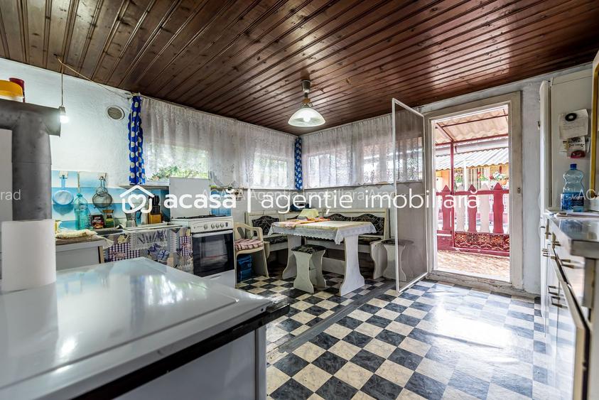 Casa 3 camere, bucatarie si baie, in zona centrala din Chisineu-Cris - 7