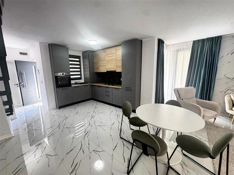 Casa 5 camere in Otopeni.