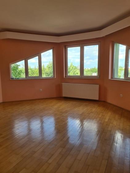 Casa individuala, 325 mp, teren 6475 mp, Vetis, Satu Mare!