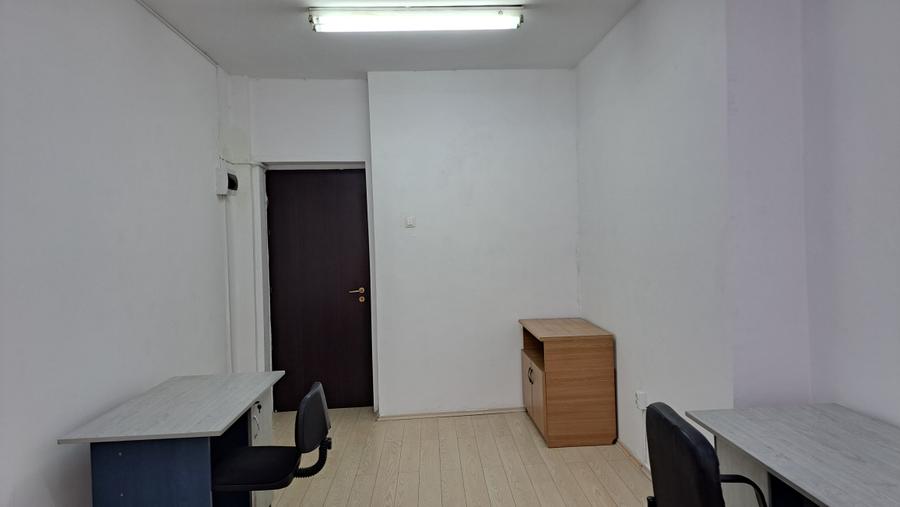 Basarabia, spatiu birou - suprafata 15 mp, etaj 1
