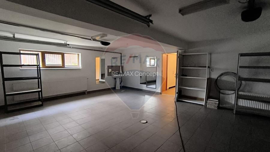Casă de vanzare - 58