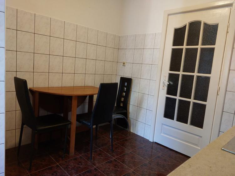 Apartament 3 camere decomandate – Zona Girocului, Str. Lidia