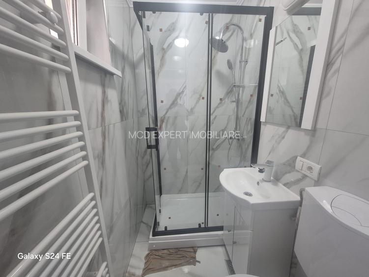 De închiriat apartament 3 camere etaj 1 - 5