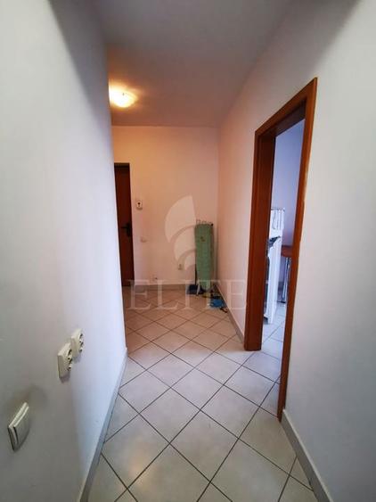 Apartament 2 camere în zona Calea Turzii
