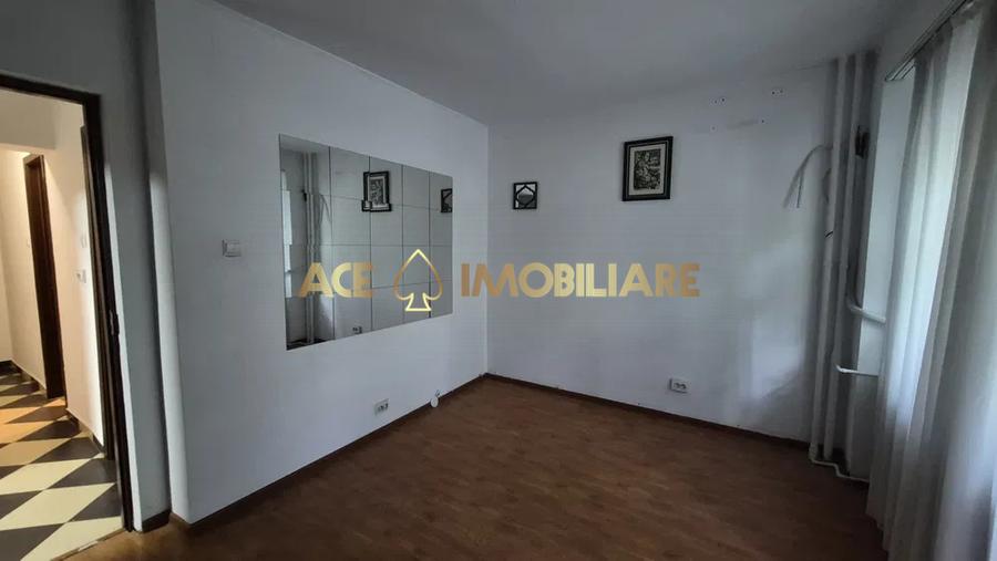 3 Camere de inchiriat | Decebal | Metrou | Nemobilat