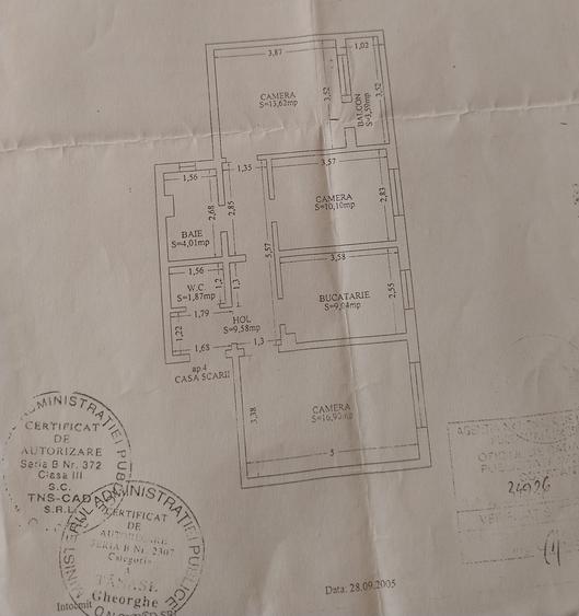 3 camere decomandat Piata Brotacei - ST- uri 145000 euro