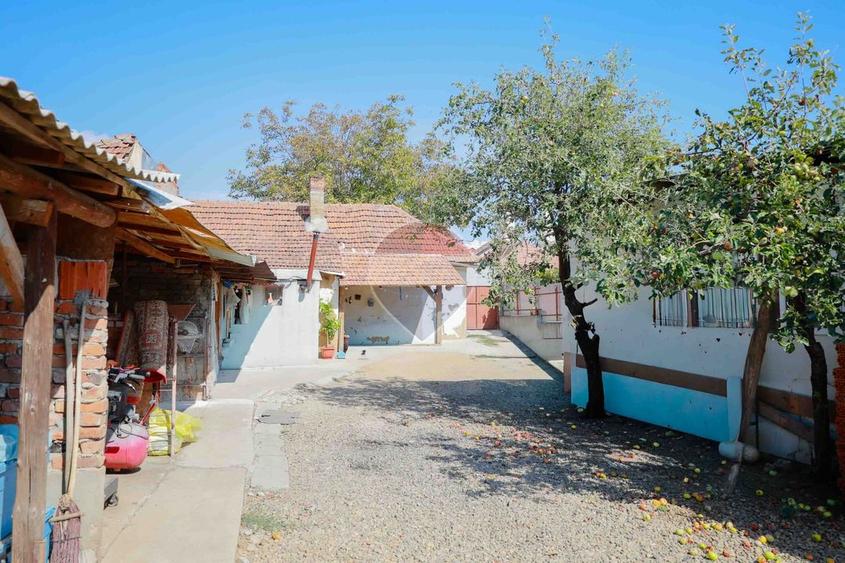 De vânzare casă din văioagă, 588 mp teren, în zona Oncea