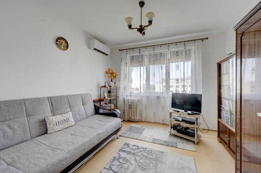 Apartament 3 camere decomandat, Titan, 1 Decembrie - 3