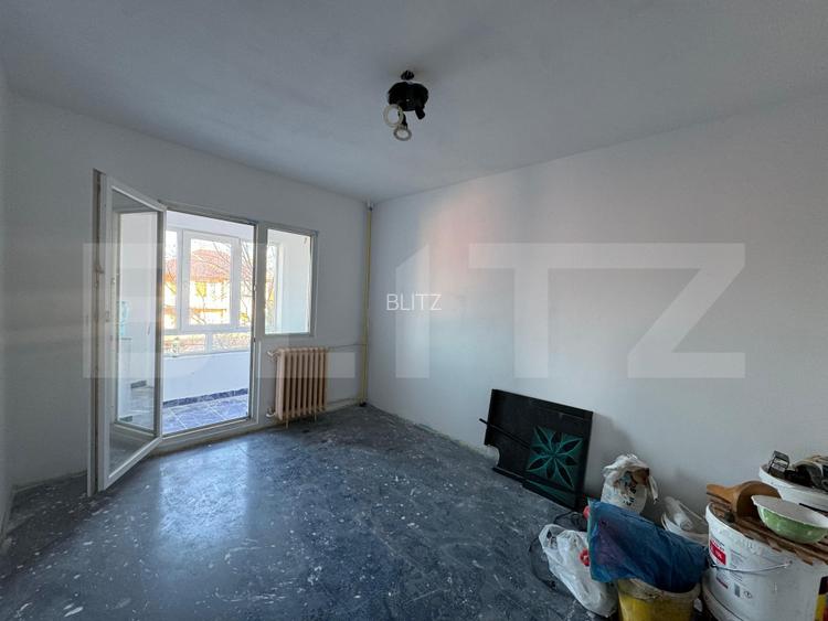 Apartament 3 camere, decomandat - zona Velenta - 5