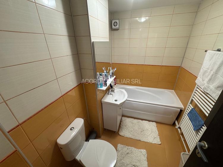 Apartament 3 camere zona Km 5 Renovat cu Centrala si Parcare - 6