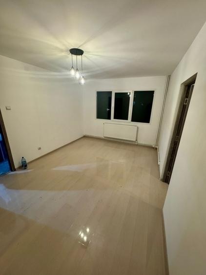 PODU ROS - CANTEMIR - 3 CAMERE - ETAJ 1 - BLOC FARA RISC - RENOVAT TOTAL!!!