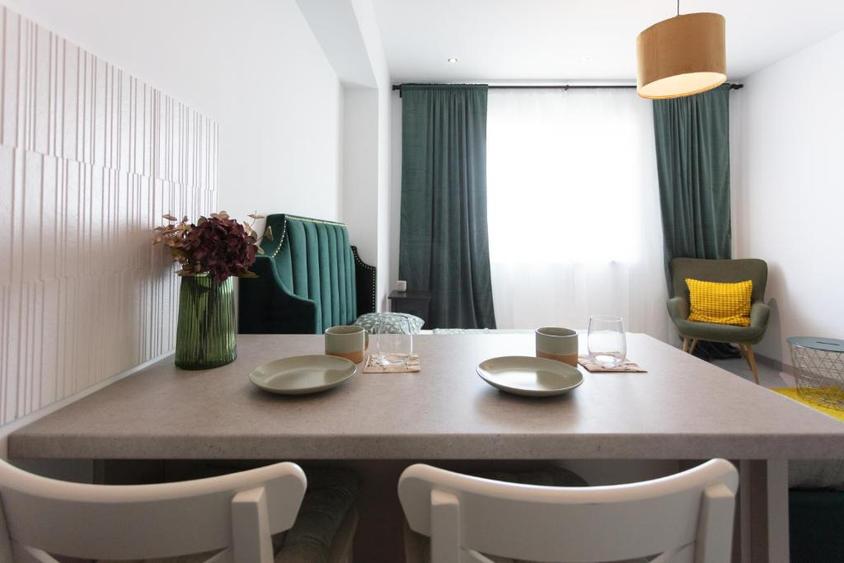 Garsoniera noua de inchiriat in Rin Grand Residence. TV + Internet inclus.
