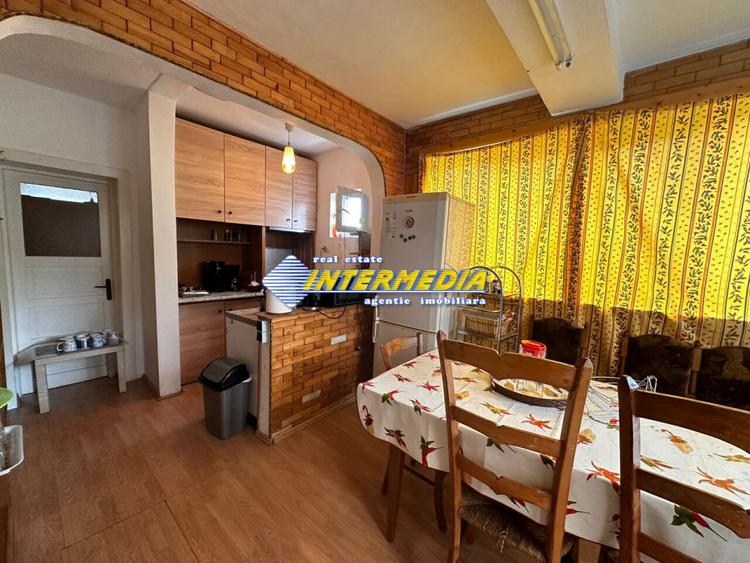 Inchiriere Casa Mobilata 6 Camere CETATE pretabila pentru muncitori