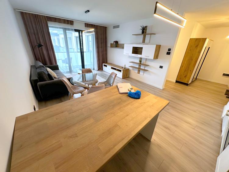2 camere, bloc nou, mobilat modern, cu garaj, in zona Garii, semicentral