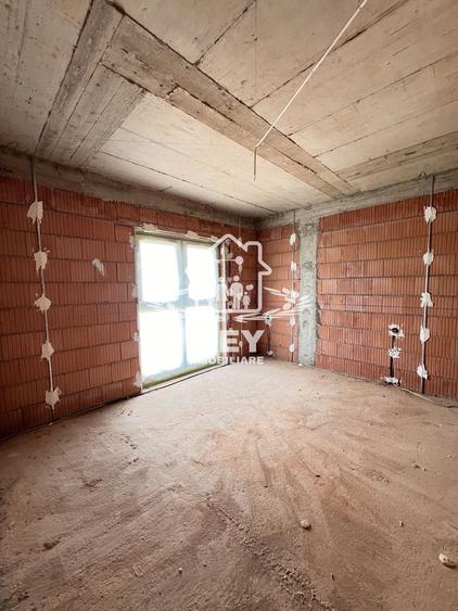 Apartament 2 camere decomandat cu gradină de 37mp