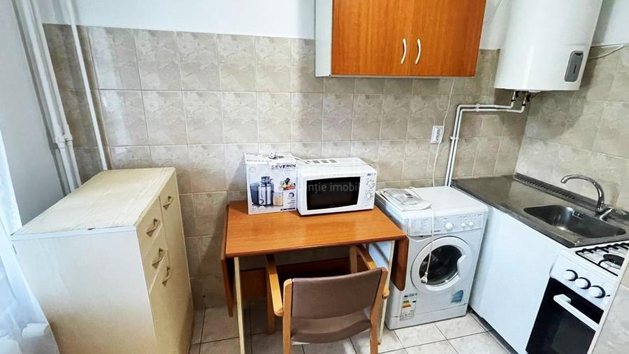 Centru - Podul de Fier, 1 camera mobilat si utilat, liber - 4