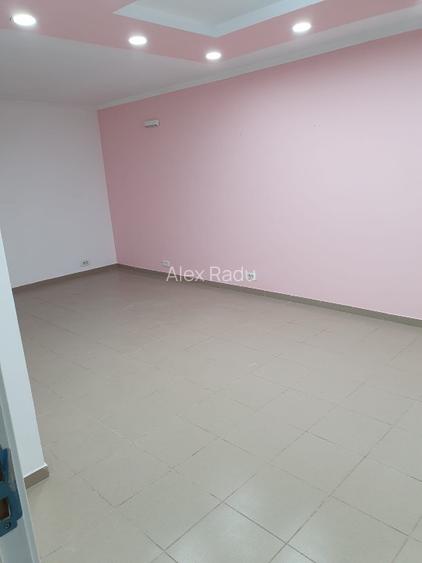Propietar  iinchiriez  birou 2 camere  60 mp - 3